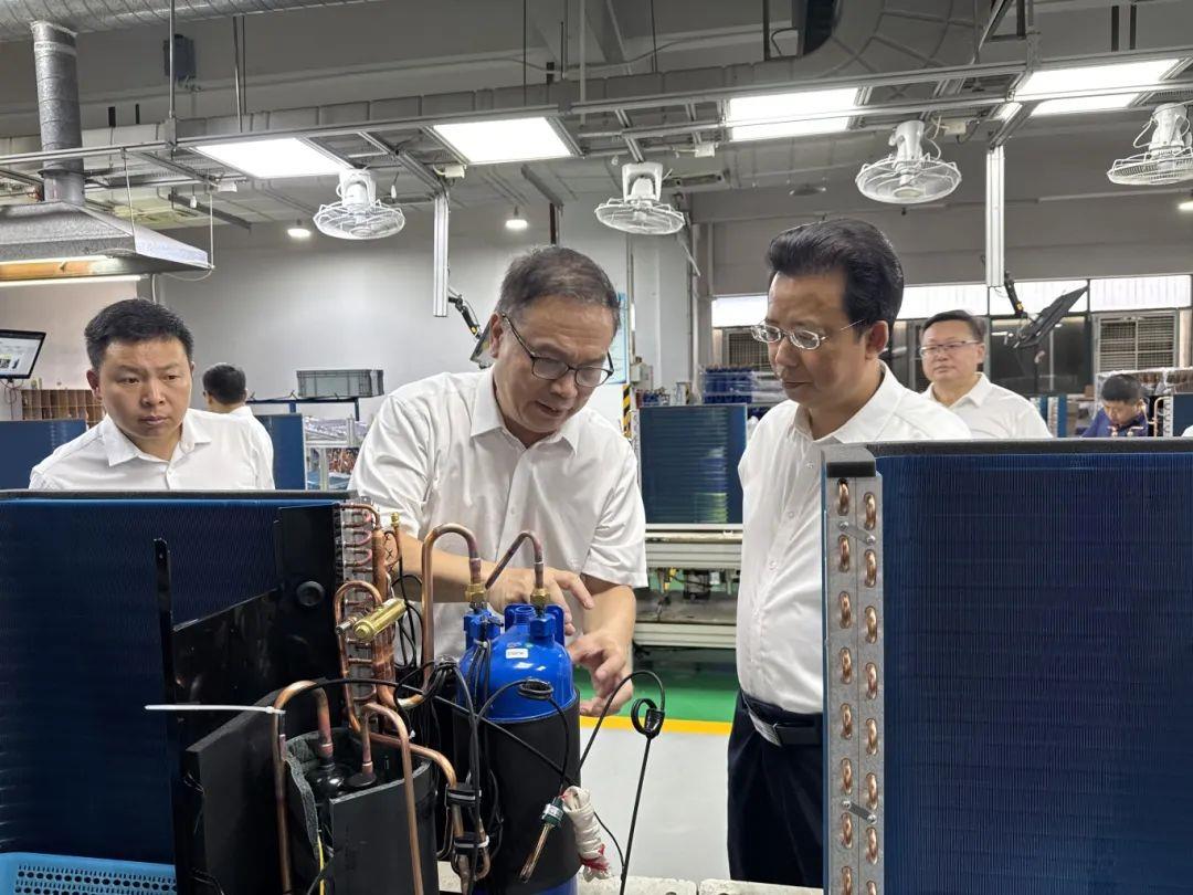 六盘水市委书记张定超一行莅临热立方考察交流