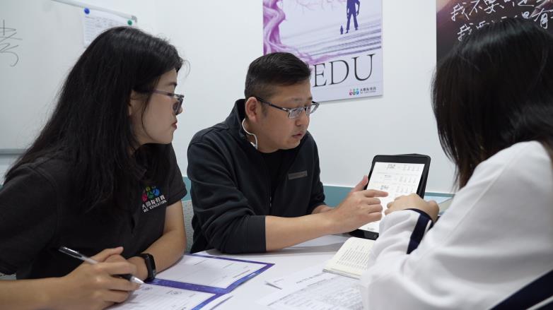 大朋友高考复读学校：深度整合专家资源，定义升学新可能