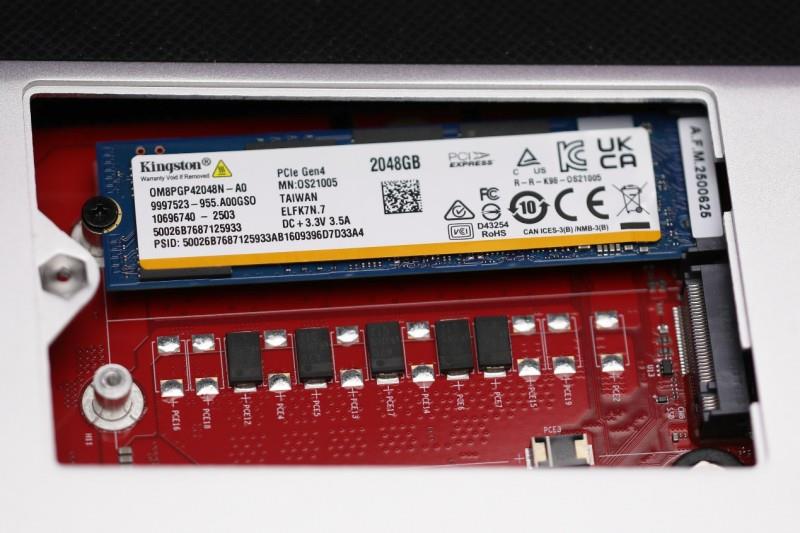“跟上AI时代”？不，我就是时代！磐镭YO1 AMD锐龙AI Max+395桌面AI超算中心