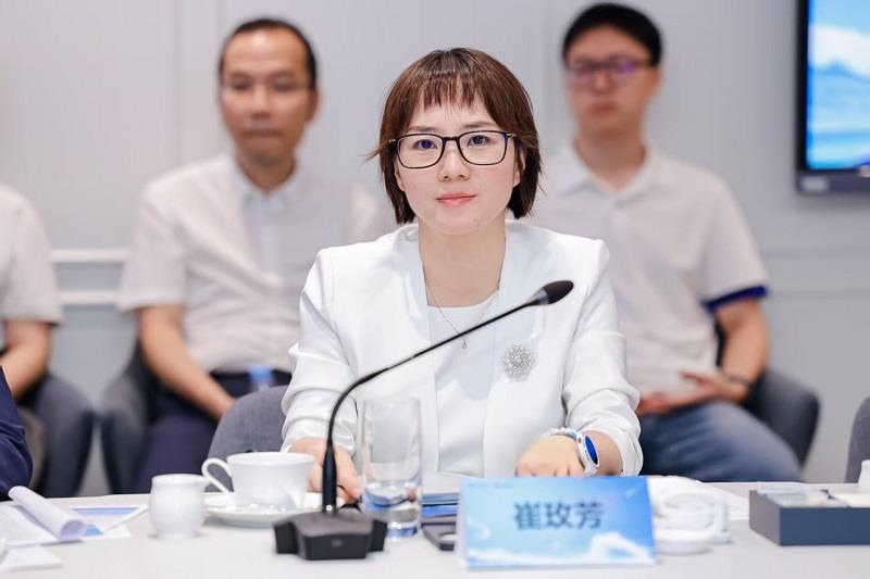 电子科技大学 鲲鹏昇腾科教创新孵化中心揭牌，打造中国算力生态“成电范式”