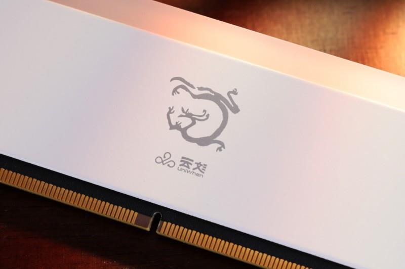 剪辑开挂神器，「煌」系列DDR5内存让你纵享丝滑