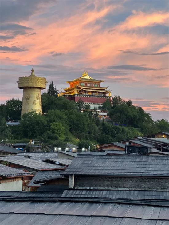 去香格里拉独克宗古城，总要选一所心仪的民宿住一晚