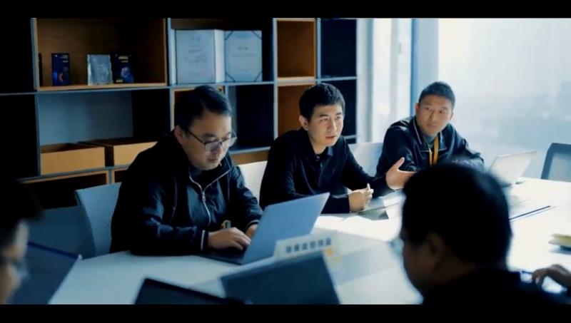 恒致集团创始人领衔团队攻克水循环难题，引领智能洗车行业绿色转型
