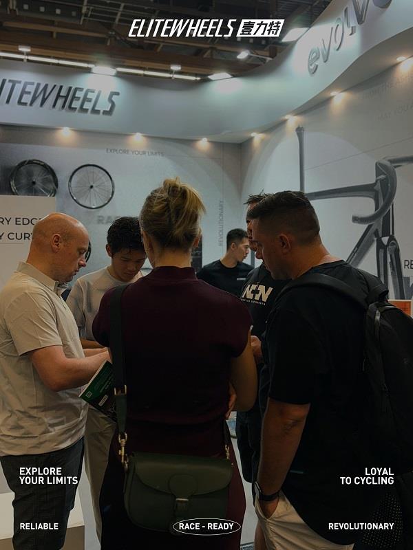 中国自行车品牌双星闪耀 Eurobike，全新骑行装备获得全球瞩目