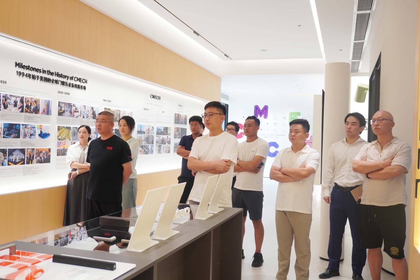 深化合作，共探未来