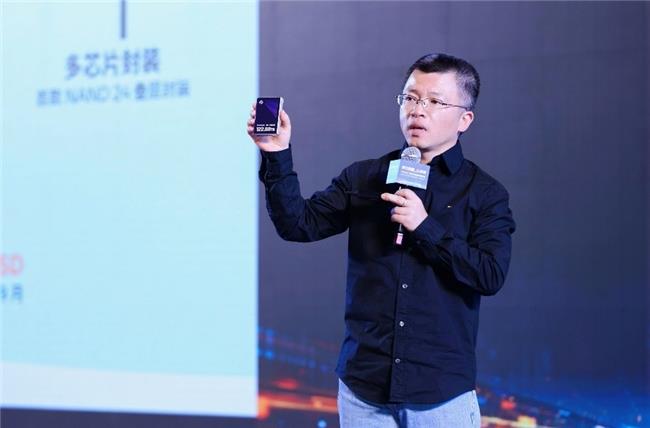 从核心到边缘，Solidigm SSD助力破解AI存储难题