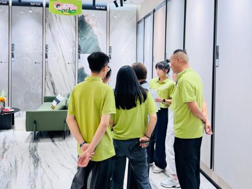 亮剑华中！QD瓷砖Q粉节华中战区奋勇向“新”