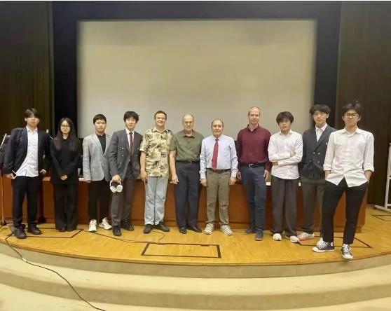 还在看补习班？朝阳凯文科创班的孩子已赴俄罗斯，与顶尖科研机构同频共振