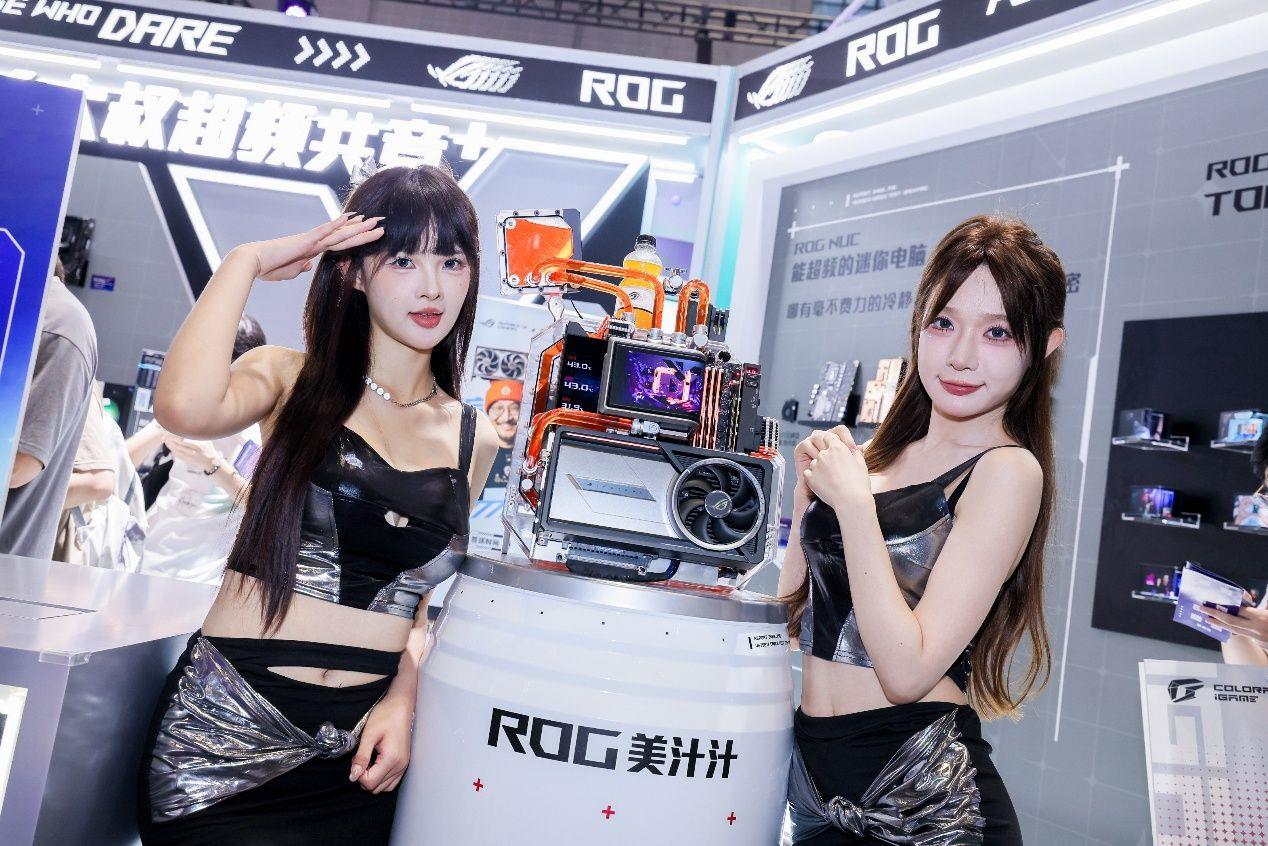 华硕主板撼动BW2025 ROG玩+乐园引玩家狂欢