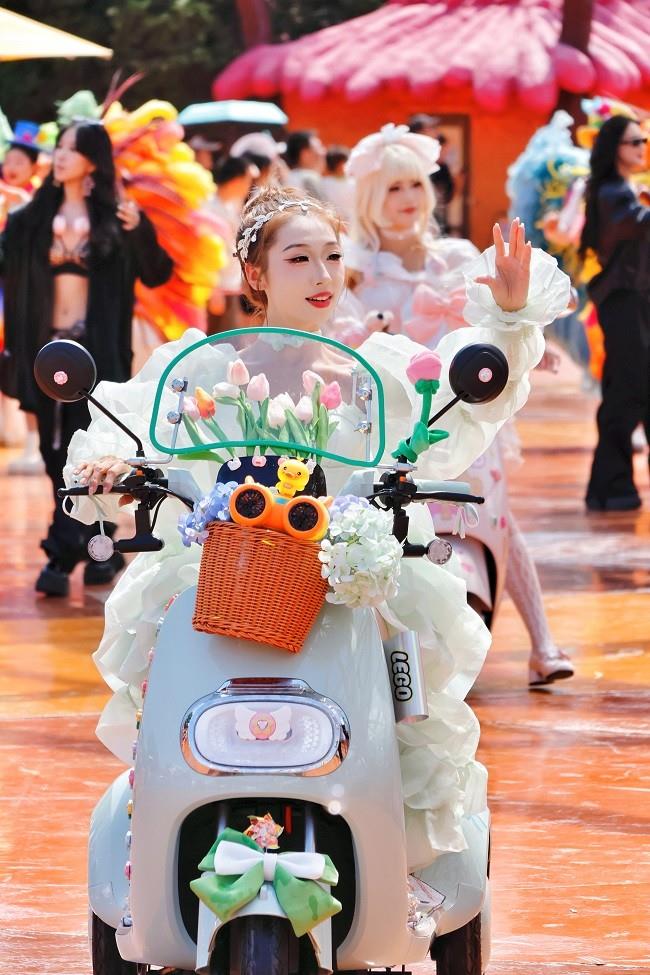暑假酷爽一夏 佳能EOS R7游乐园实拍体验
