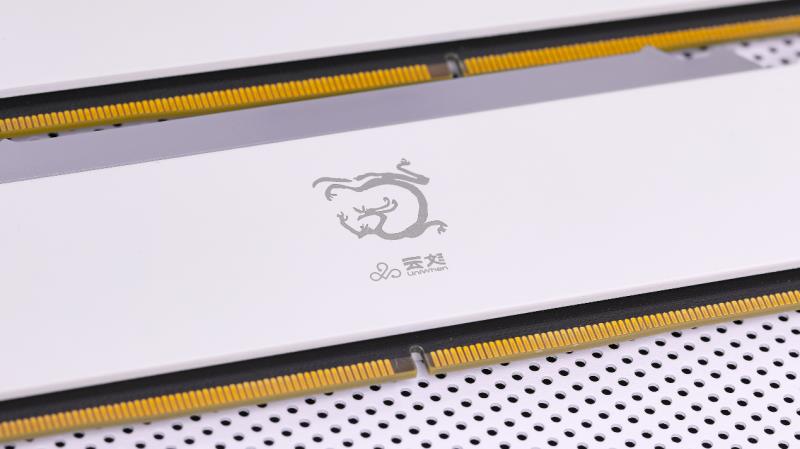 “居家避暑”装机必备，云彣「煌」系列DDR5 7200 48GB内存评测