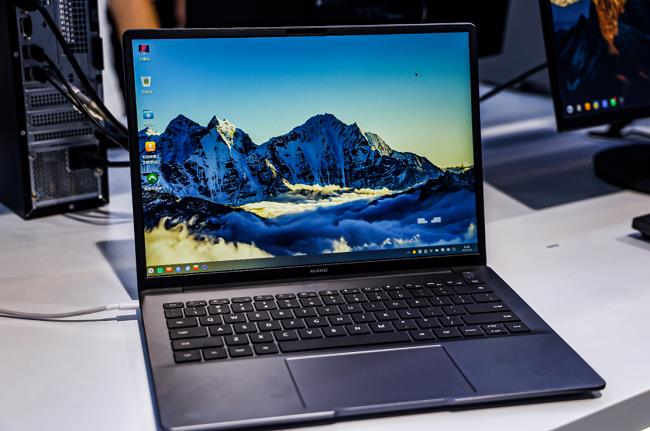 华为擎云 L540x 以高效体验与硬核安全，助力自主创新办公升级