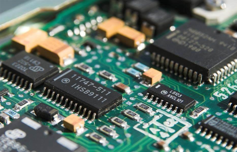 从零开始玩转PCB：设计技巧与电赛实战指南