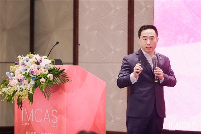 俊泰医疗美容薛志强博士连续两年受邀IMCAS医美大会  分享“3D打印整形技术进展”