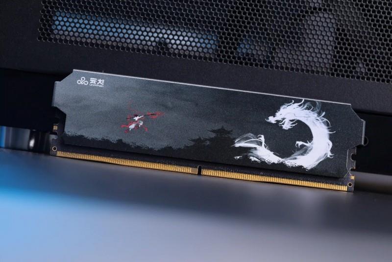 挑战ITX装机兼容性！云彣绫龙DDR5内存成破局法宝？