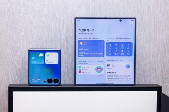 三星Galaxy Z系列上海亮相：折叠屏进入AI主场时代