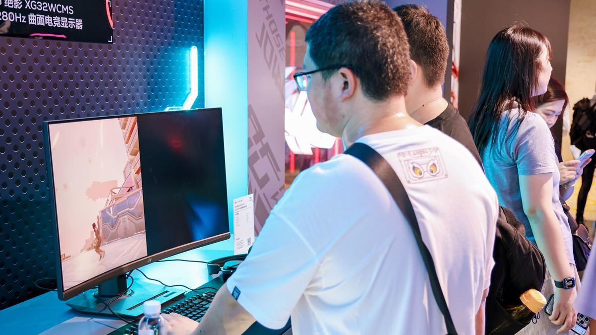 ChinaJoy2025丨TCL华星携手华硕共筑沉浸体验新生态