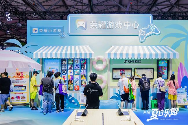 荣耀GT Pro亮相2025ChinaJoy：硬核科技与沉浸体验引爆玩家热情