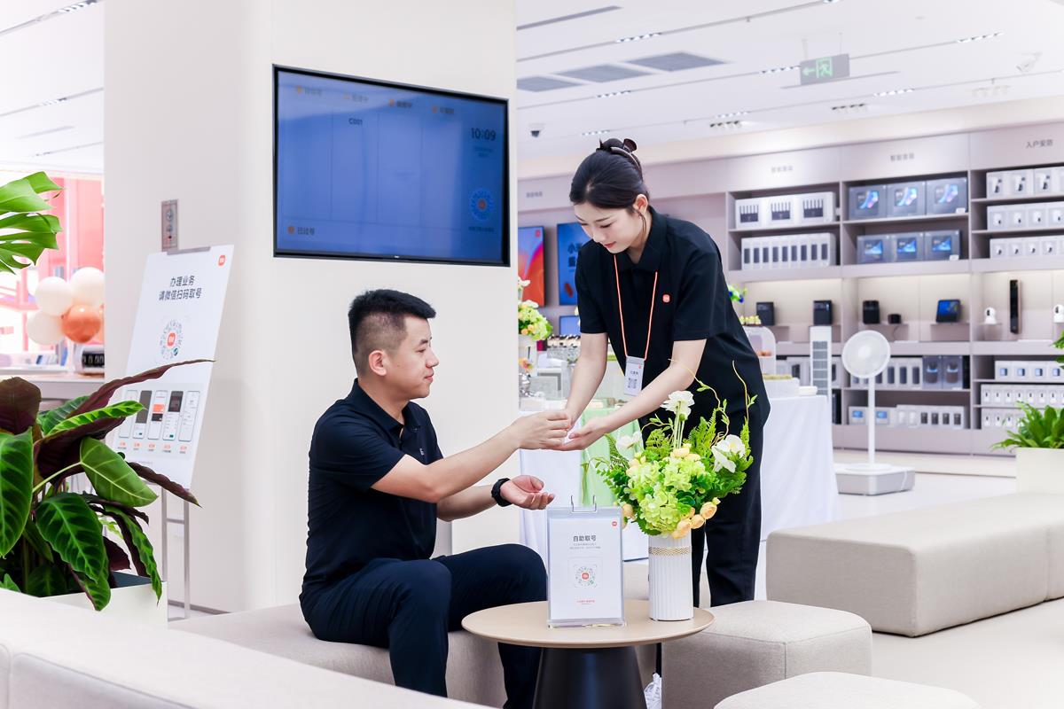 服务升级焕新，首店启幕礼成——小米之家北京昌平首开LONG街南区店开业典礼取得圆满成功