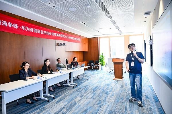 精英对决，谁与争锋 