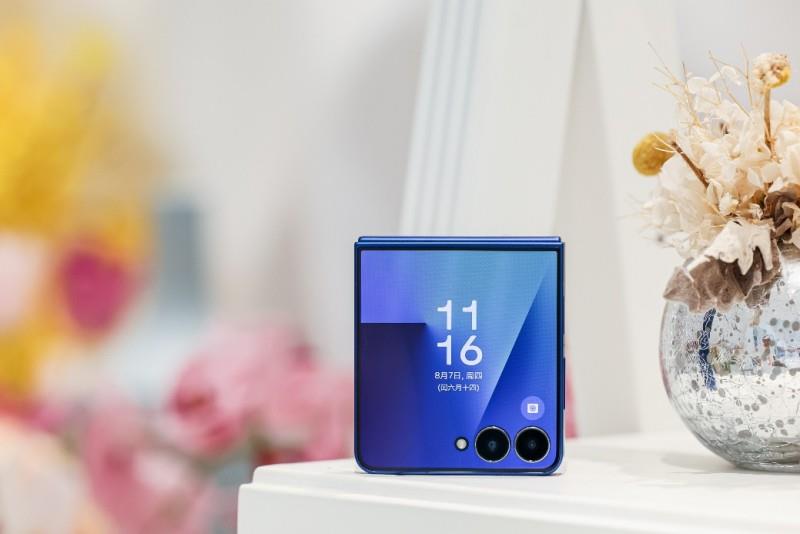 精美时尚 全能体验 三星Galaxy Z Flip7折叠旗舰深度解析
