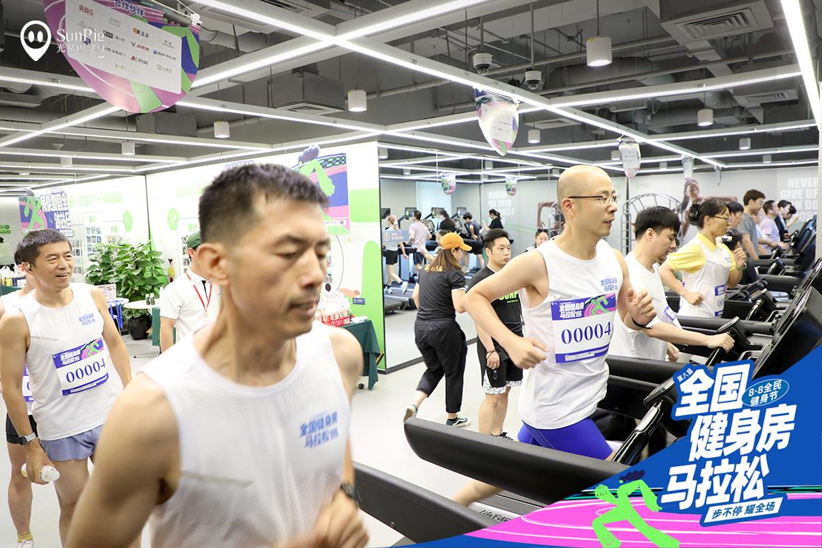「步不停·耀全场｜青鸟健身第八届全国健身房马拉松正式启动，点燃全民热炼浪潮」