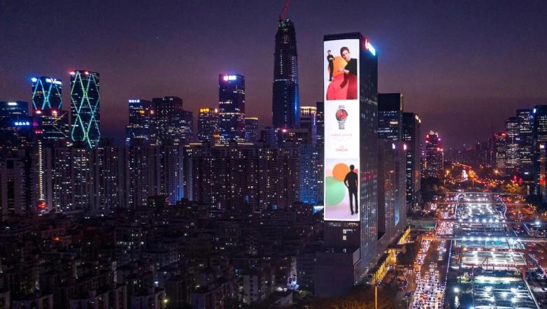 艾比森A25系列巨幕点亮吉隆坡金三角，显示技术+创意内容激活城市流量引擎